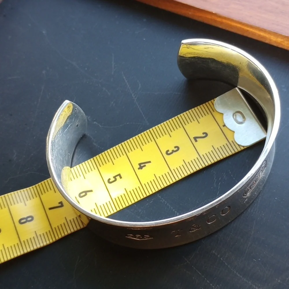 TIFFANY & CO. -925-SS- STAMPED: #"1837"- VINTAGE: yr.: 1997 -- CUFF BRACELET - Picture 10 of 12